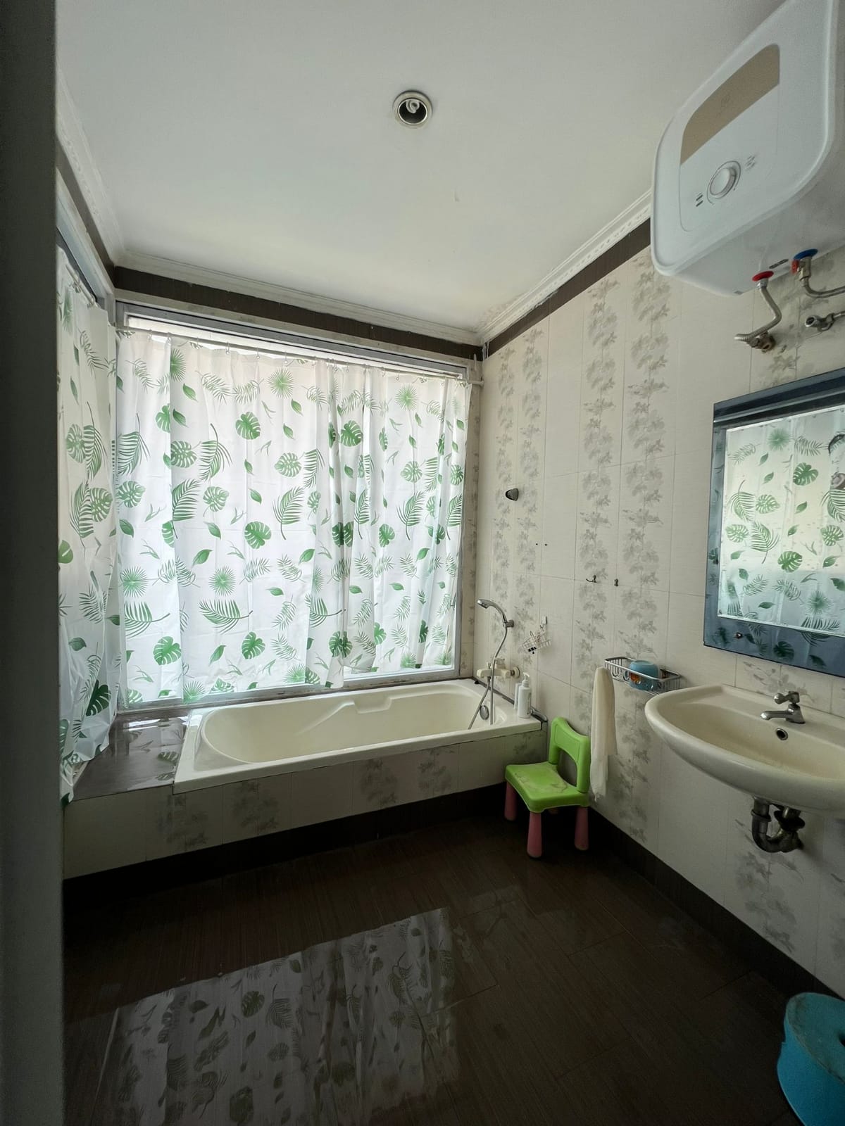 DiSewakan Rumah Full Furnish di Taman Picadilly Lippo Cikarang